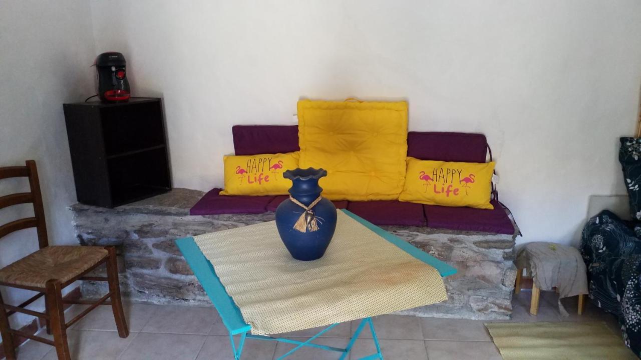 Le Petit Nid Bed & Breakfast Sablieres Exterior foto